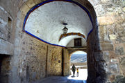 The Puerta de la villa, the only entry (and exit) point. Above is the medieval carcel (the jail).