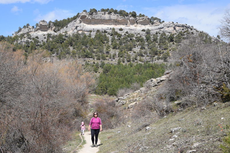 File:Nacimiento-RioJucar-15Apr19-12.jpg