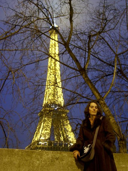 File:EiffelTower-Dec2005-3.jpg
