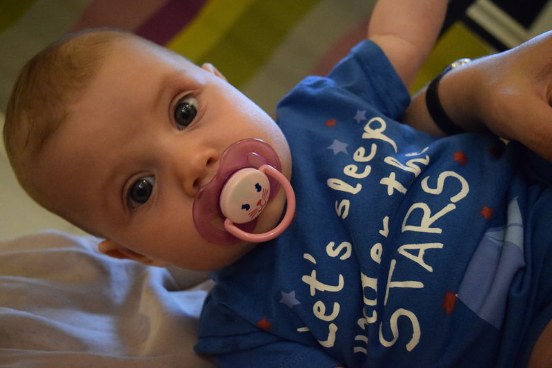 File:Julia-4-meses-DSC 0061.JPG