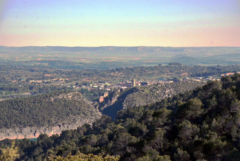 File:Entrepenas-ermita-May22-3.jpg