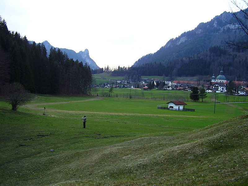 File:Ettal-april-2013-15.jpg