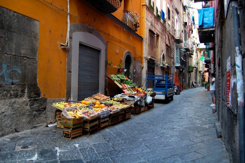 File:Napoli-sept-2012-2.jpg