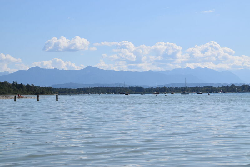 File:Starnbergersee-21Aug2022-4.jpg