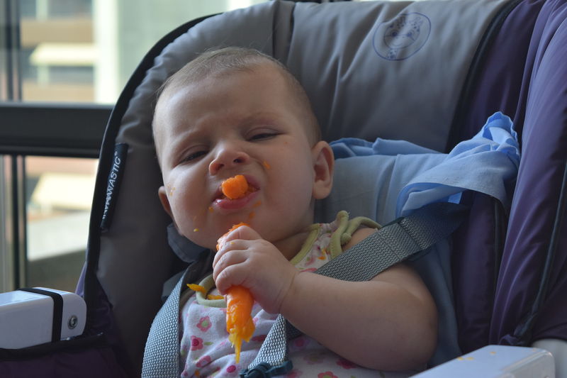 File:Julia-5-meses-DSC 0246.JPG